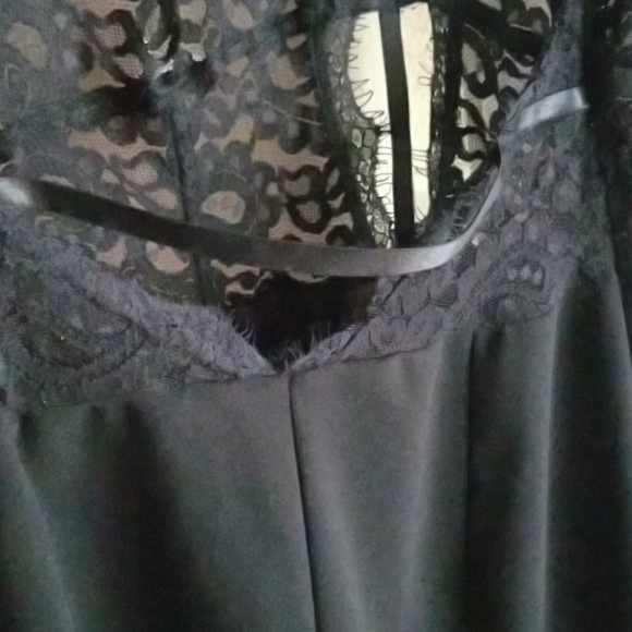 Prettylittlethings blk strappy lace jumpsuit - Picture 5 of 7